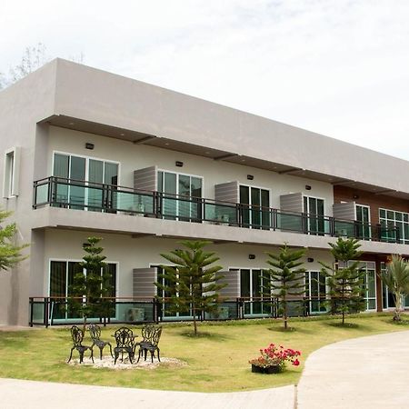 Hadthong Resort Pak Phayun Exterior photo