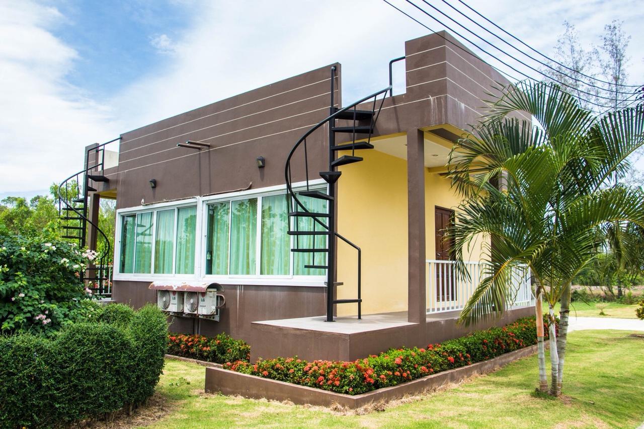 Hadthong Resort Pak Phayun Exterior photo